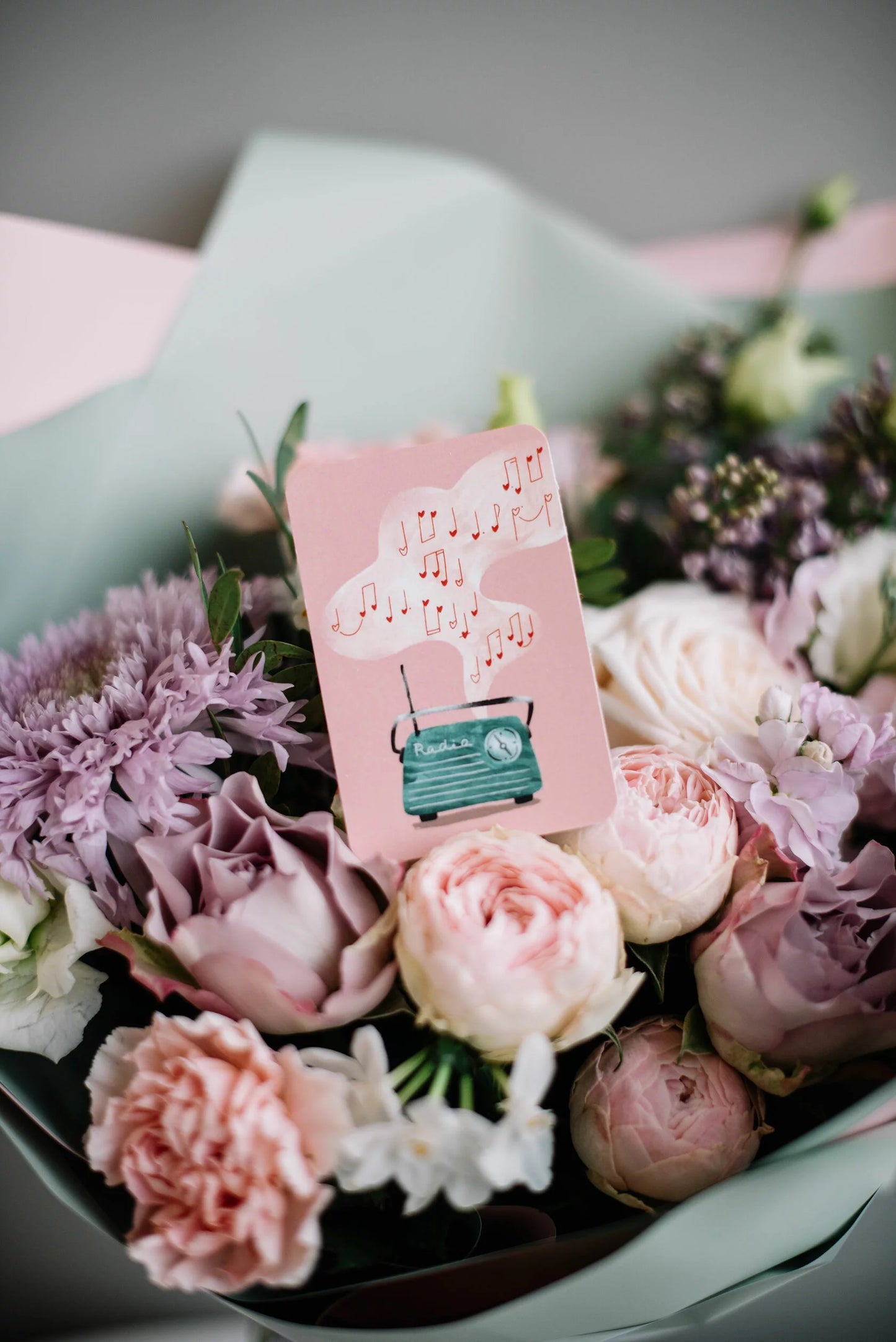 Mini single card 6x9 cm 'Love Radio'