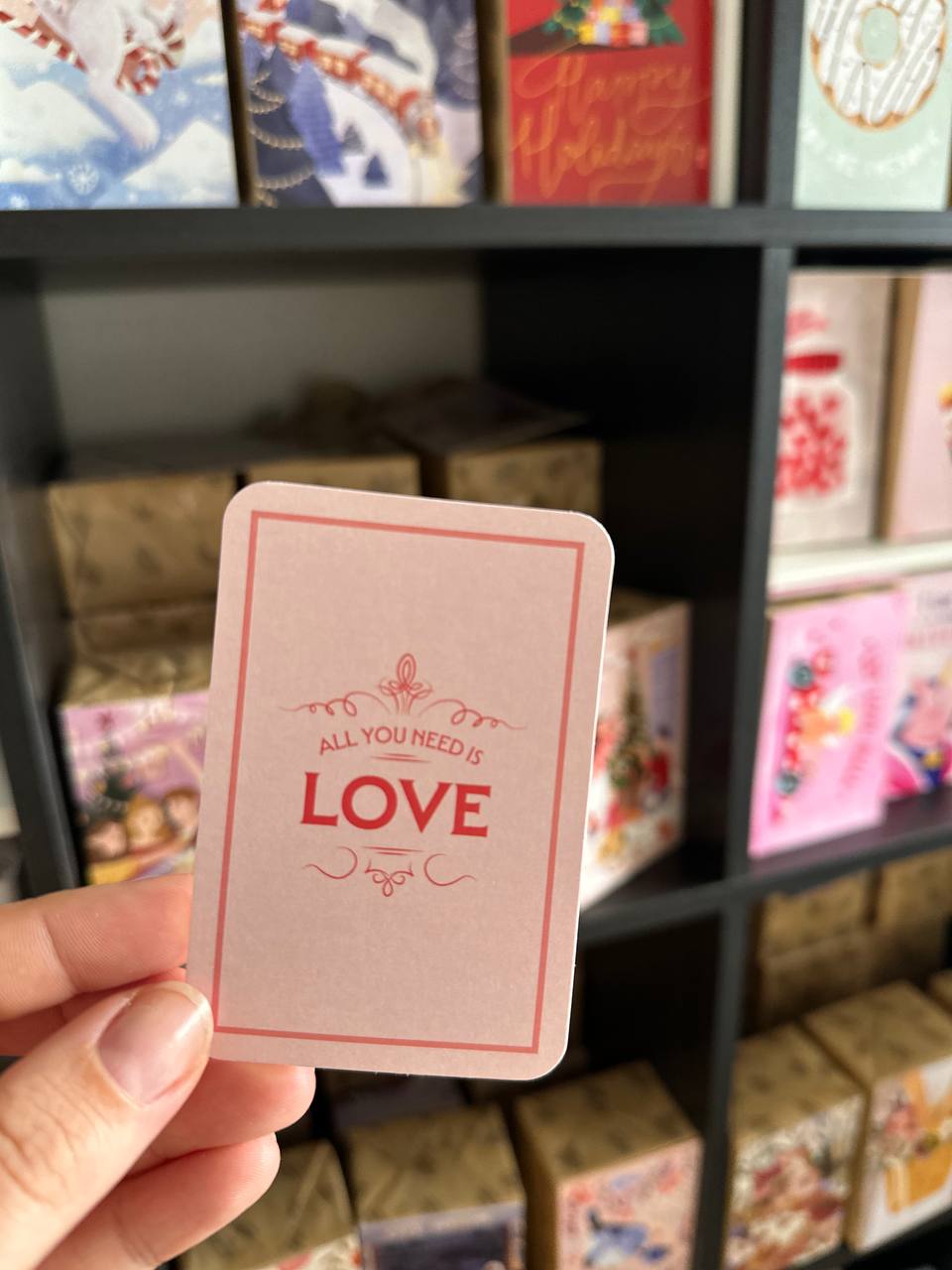 Mini single card 6x9 cm 'All You need is Love'