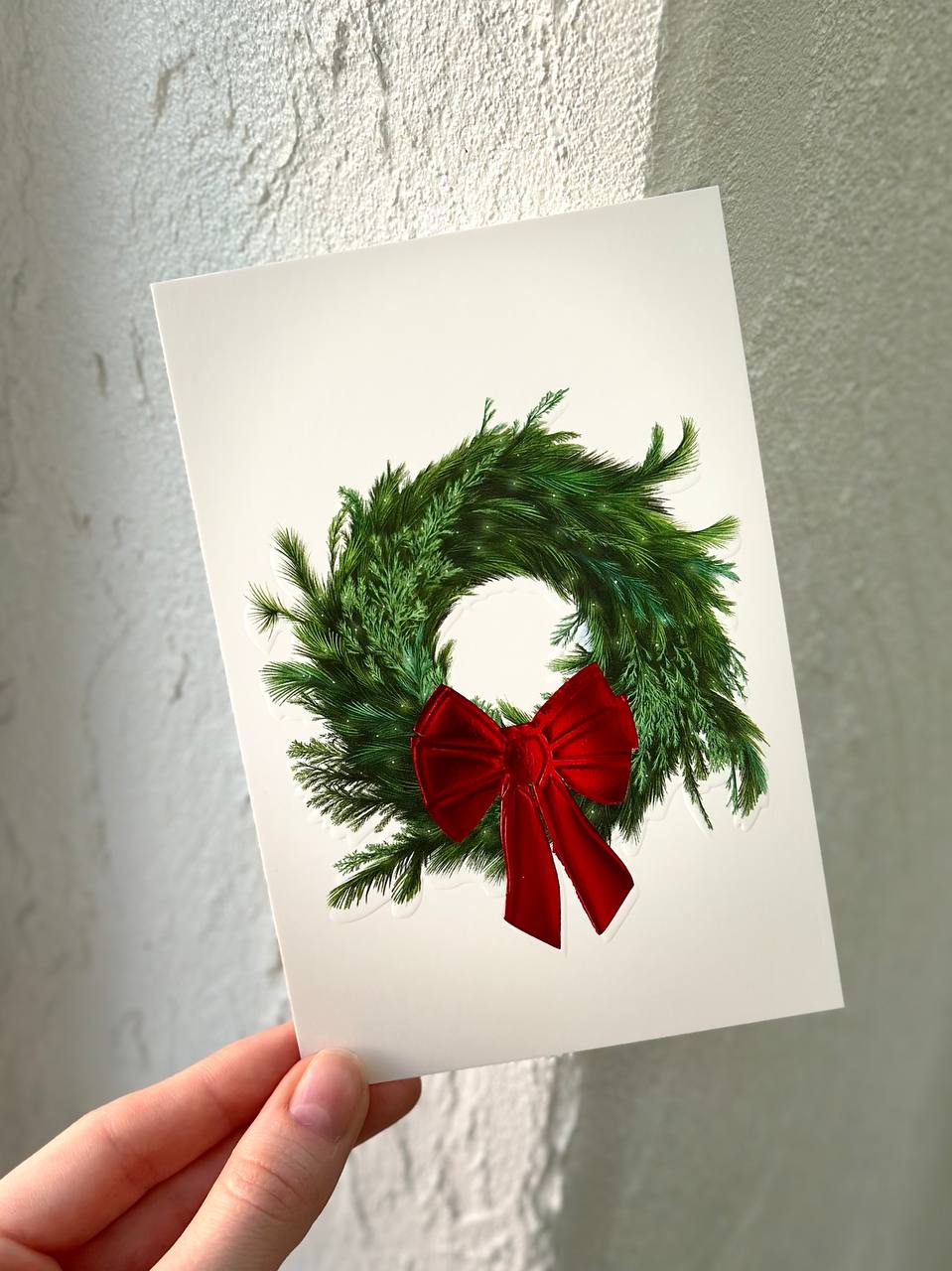 Greeting card 10x15 cm 'The Scarlet Bow' (with red foil and embossing)